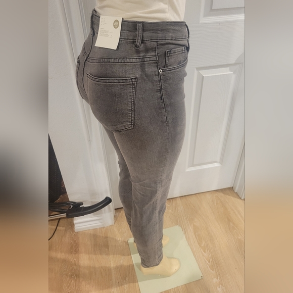 H & M gray/black skinny jeans NWT - Picture 5 of 9